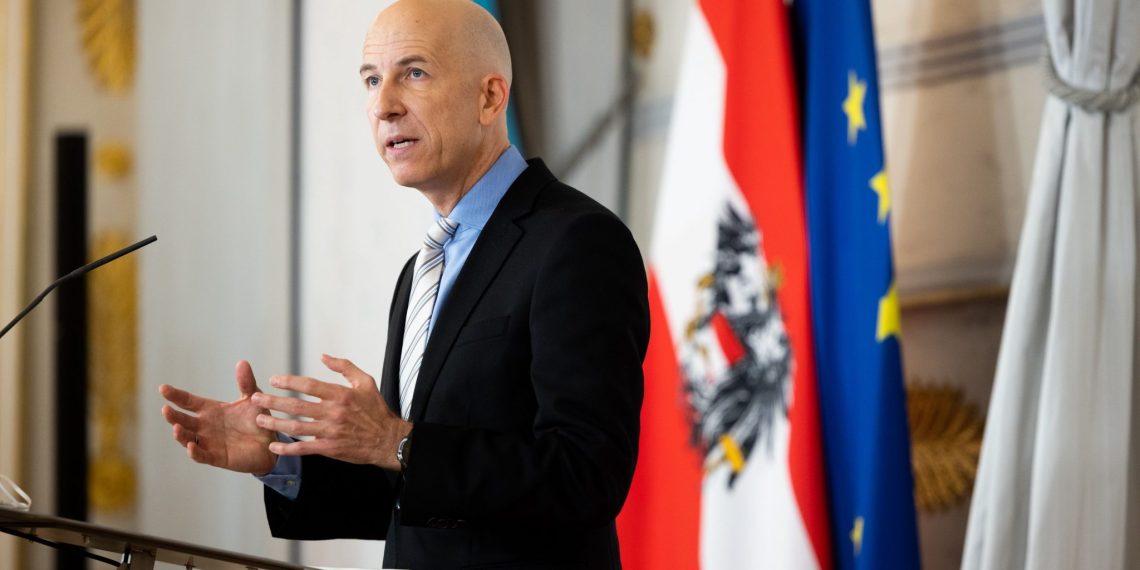 Kocher schenkt Unternehmen 125 Millionen und gefährdet Insolvenzschutz für Beschäftigte