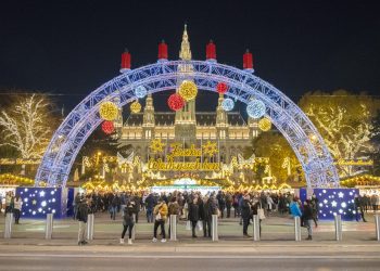 Anreiz statt Zwang: SPÖ, Wirtschaftskammer und Ökonomen fordern Bonuszahlung für Geimpfte