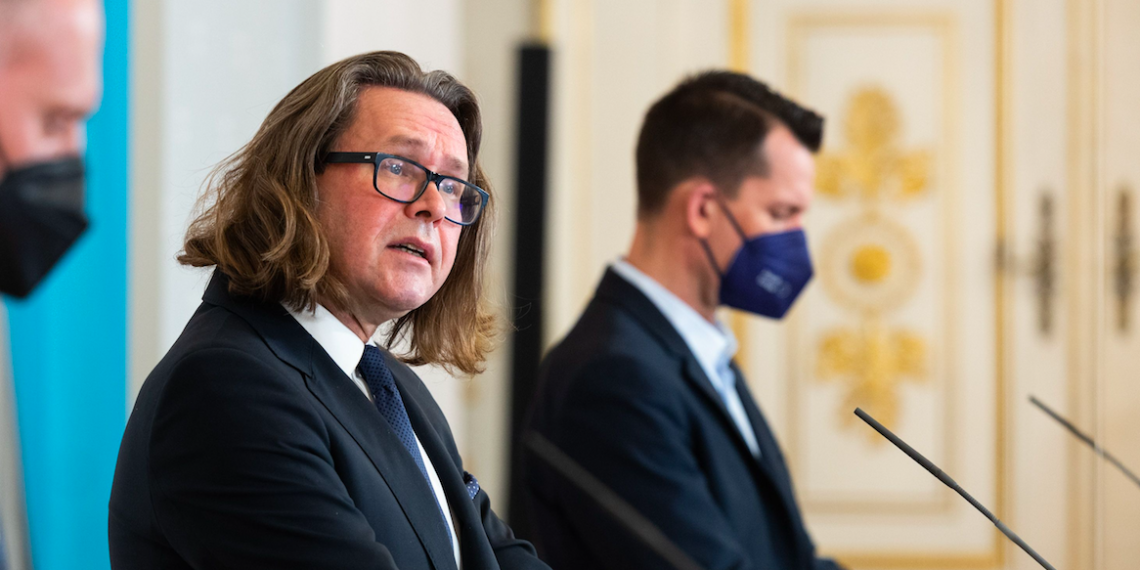 Schultests: Fast 850.000 Euro Strafe wegen Vergabe an ÖVP-Parteifreunde & rechtswidrigen Ausschreibungen