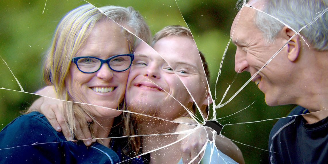 Eltern, Kind mit Behinderung, Famile, Mindestsicherung, Sozialhilfe, Kürzung, Armut