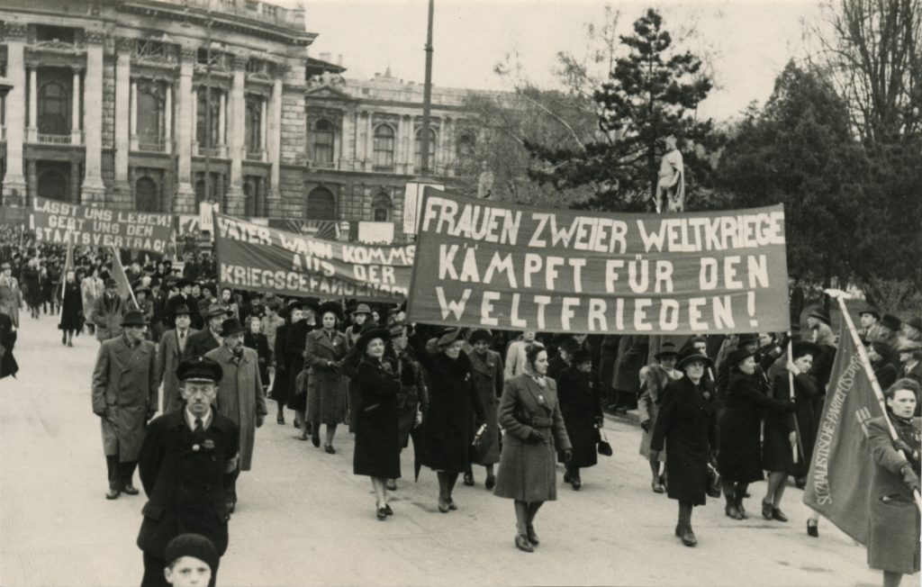 Frauentag 1948 Wien für den Weltfrieden