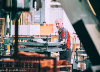 Später in Pension, Steuergeschenke für Unternehmen, Gehaltsanpassungen: Das bringt das Jahr 2024