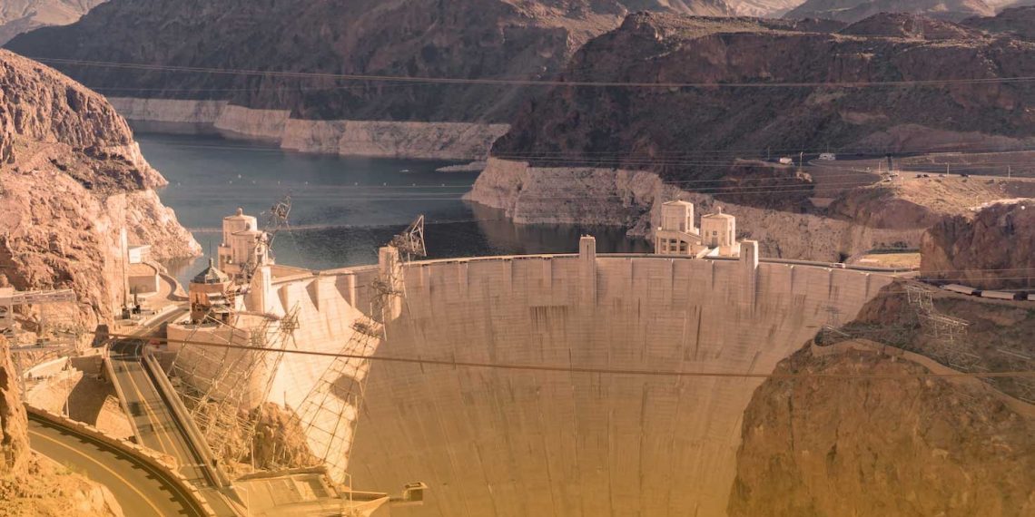 Klimawandel Colorado River (unsplash/@astrobound)