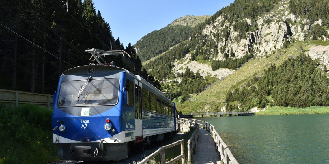 Spanien: Bahnfahren wird für Pendler jetzt 3 Monate lang gratis