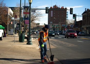 In der US-Stadt Denver bekommen Obdachlose nun 1.000 Dollar Grundeinkommen im Monat