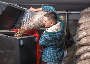 Nach Preisexplosion bei Pellets: Razzien wegen Verdacht auf Preisabsprachen