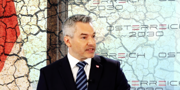 Warum Nehammer den Klimawandel verharmlost