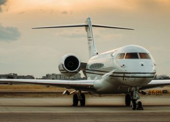 Amsterdam: Viertgrößter Flughafen in der EU verbietet ab Ende 2025 Privatjets