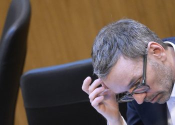 Kickl kneift vor Interview und Bürgerfragen – Netz findet das „feig“