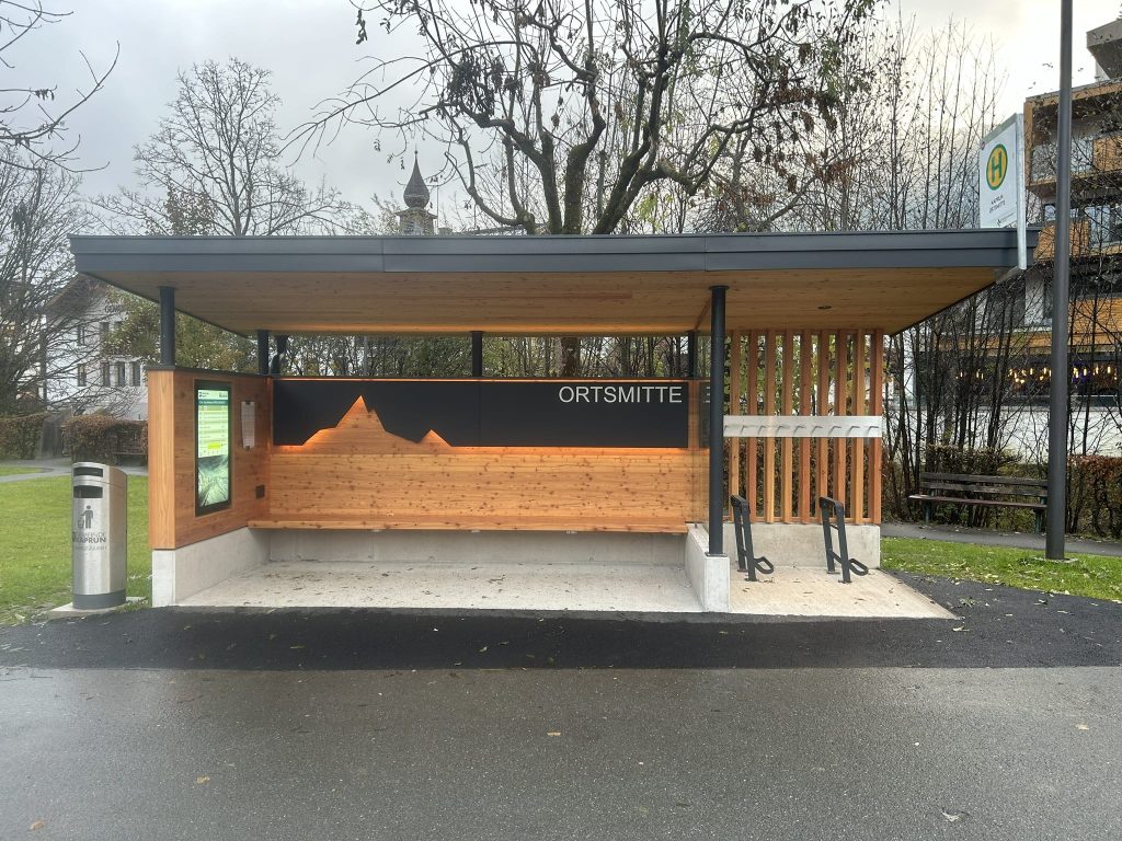 Bushaltestelle, Kaprun, Salzburg, Bus, Gratis Öffis, öffentlicher Verkehr