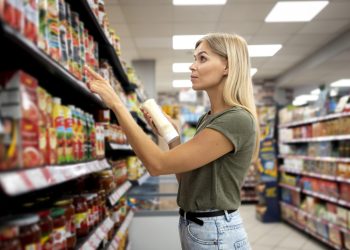 Teuerung in Österreich: Lebensmittel in Deutschland günstiger (Bild: Freepik)