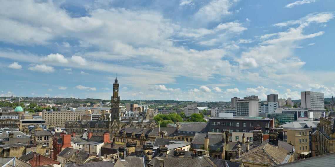 Vorzeigeprojekt Bradford: Sauberere Luft führt zu weniger Arztbesuchen und höherer Lebensqualität