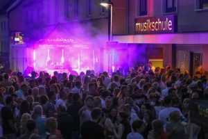 Dancing in the Street in Trofaiach (Foto: Armin Russold, zVg)