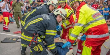 Ehrenamt in Österreich (Foto: Wikimedia Commons/Phillip Prokesch/ mit KI bearbeitet)