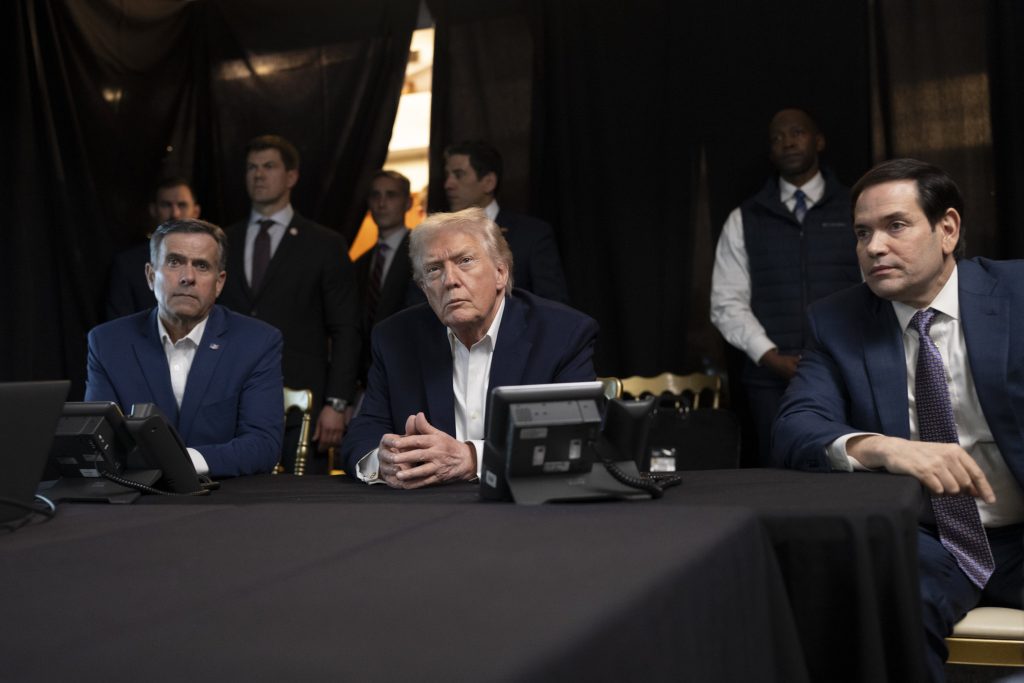 Donald Trump, US-Militär Angriff in Venezuela, Mar-a-Lago Club in Palm Beach, Florida, 3. Jänner 2026 (Official White House Photo by Molly Riley)