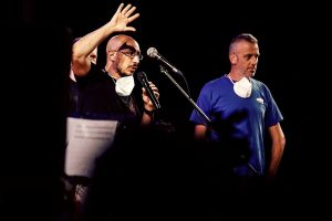 ex-GKN-Sprecher Dario Salvetti (links) bei einer Rede des Fabrikkollektivs (Foto: Wikimedia Commons/Valentina Ceccatelli