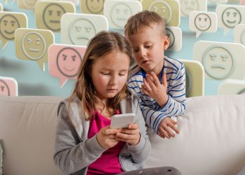 Social Media Verbot EU & Österreich (Foto: Unsplash/Alex Shuper, getty images; Montage)