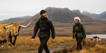 Schottland, Landschaft, Menschen, Hund, Kuh