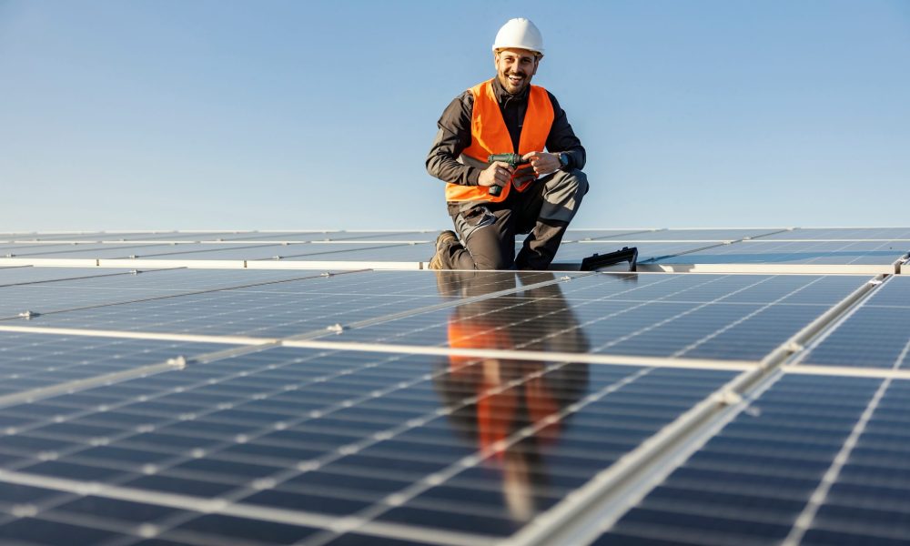 Programm gegen Arbeitslosigkeit und Fachkräftemangel: Regierung investiert 40 Mio. € in Weiterbildung von Arbeitssuchenden