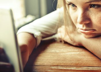 Cybergrooming, Kinder, Jugendliche Foto: unsplash / curated_lifestyle