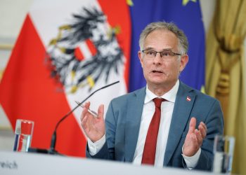 Finanzminister Markus Marterbauer bei Ministerrat am 11.03.2026 zur Spritpreisbremse, BKA/Andy Wenzel