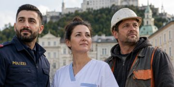 Migranten bekommen erstes Denkmal in Österreich - in Salzburg. (Foto: Unsplash; KI; Montage)