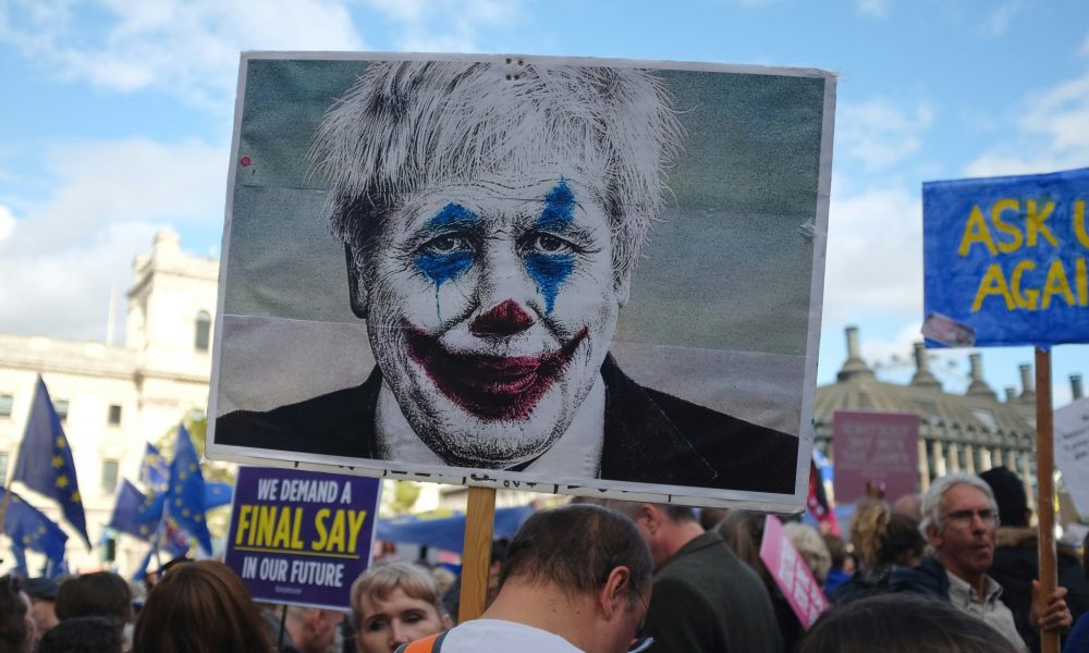 Anti Brexit-Protest (Foto: Unsplash/Jannes van den Wouwer)