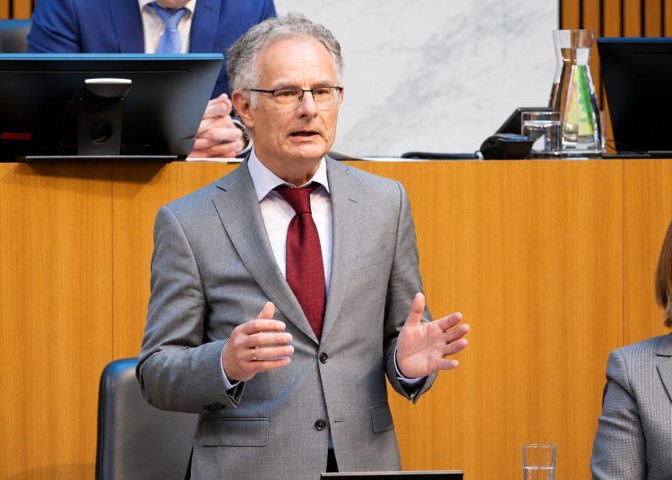 Markus Marterbauer im Parlament (Foto: Parlamentsdirektion)