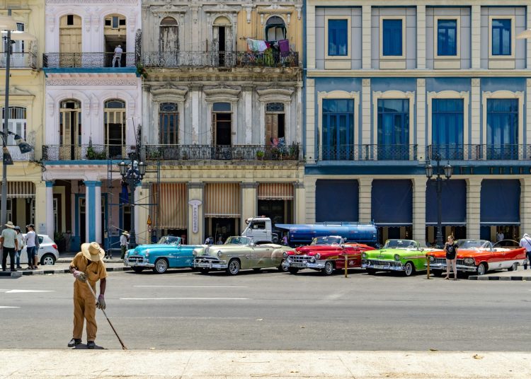 Havanna ohne fließenden Verkehr. Foto: MJ Haru auf unsplash