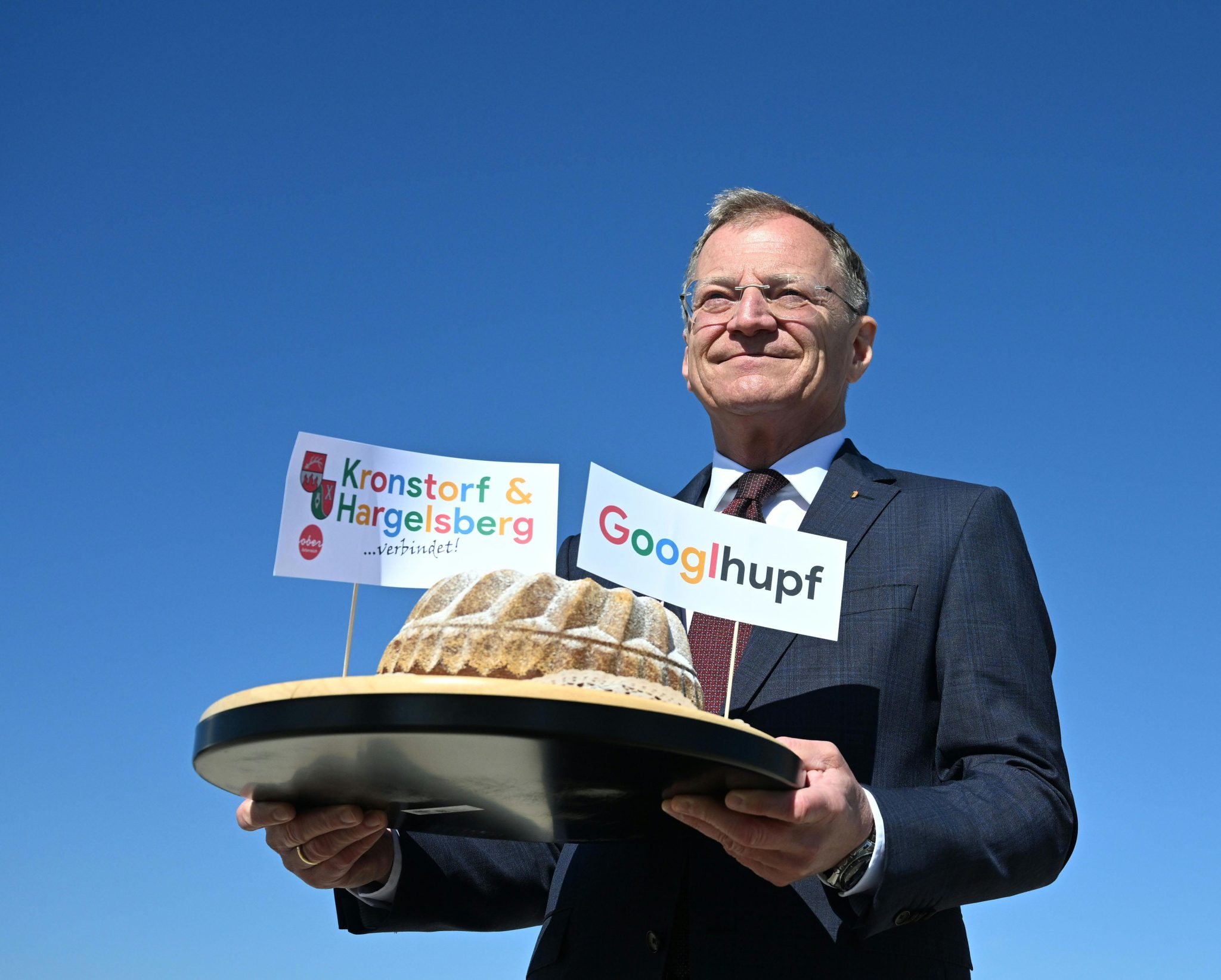 Landeshauptmann Thomas Stelzer (ÖVP) am Donnerstag, 23. April 2026, beim Spatenstich im Rahmen einer Pressekonferenz des Landes Oberösterreich "Google-Rechenzentrum in Kronstorf" in Kronstorf. (Foto: APA/Helmut Fohringer)