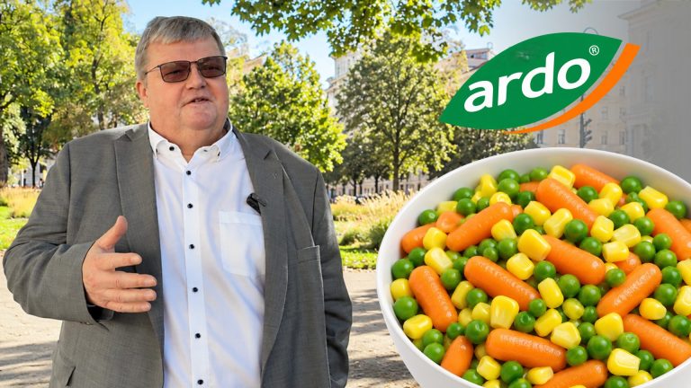 Interview mit dem Betriebsrat von Ardo. (Foto: Kontrast; Logo; KI-Montage)