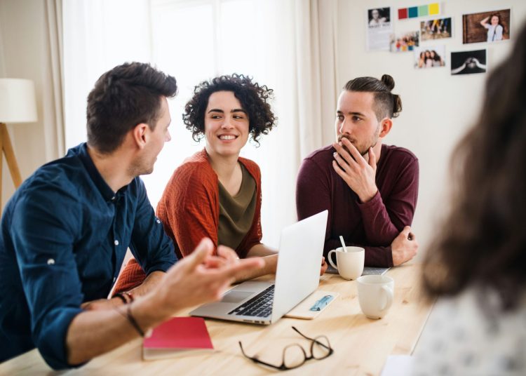 Menschen, Wohnung, Büro,