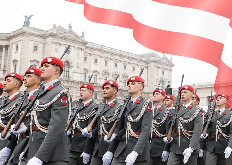 Wehrdienstreform - Rekruten auf dem Heldenplatz. (Foto: BKA/Foto: BKA/Dragan Tatic, KI-bearbeitet)